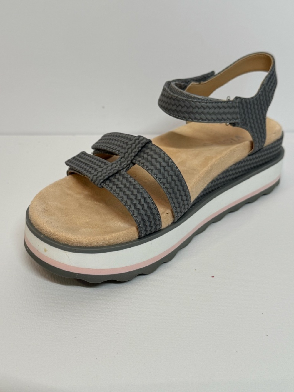 Gray Platform Sandal Bow Knot Detail Comfort Footbed Adjustable Strap Size 6
